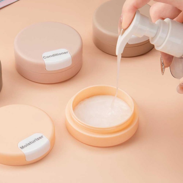 Magnetic Travel Toiletry Jars 4 Pcs