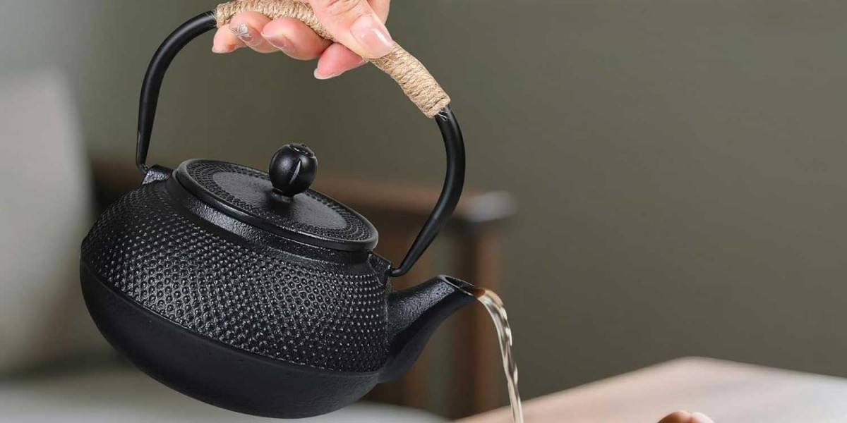 20oz Cast Iron Teapot Review: Great Insulation, Premium Diffuser And Usage Tips