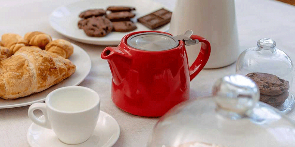 What Is The Point Of A Ceramic Teapot?