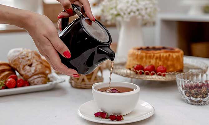 Why Brew With Our Ceramic Teapots？