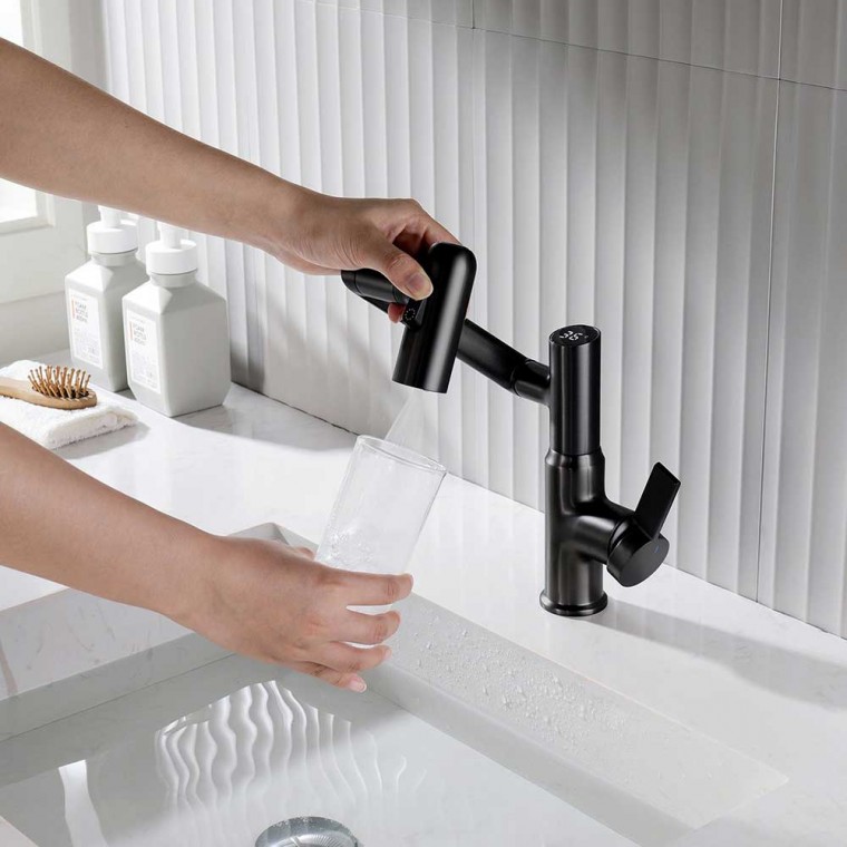 Modern Rotatable Faucet With Digital Temperature