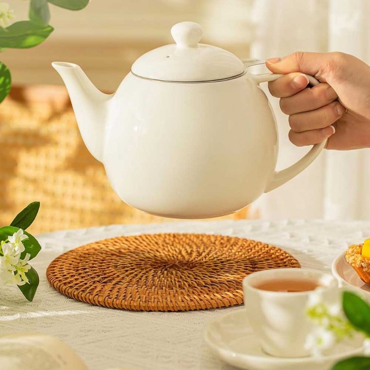 Porcelain Teapot With Removable Infuser White 800ml/27oz
